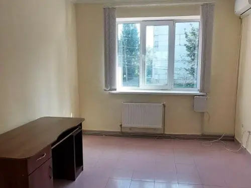 комерційна за адресою Львівське шосе, 20/1