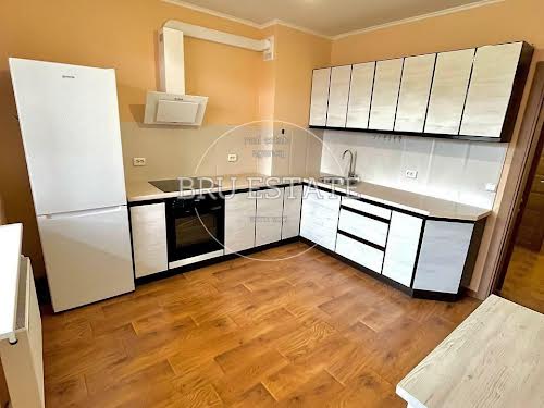 квартира за адресою Ревуцького вул., 54