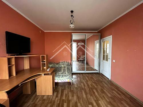 квартира за адресою В'ячеслава Чорновола вул. (Гутовського), 15
