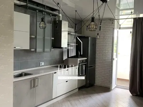 квартира за адресою Воскресенська, 16А