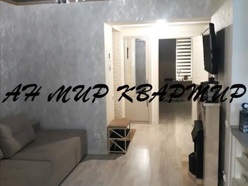 квартира за адресою Соборності вул. (Жовтнева), 46