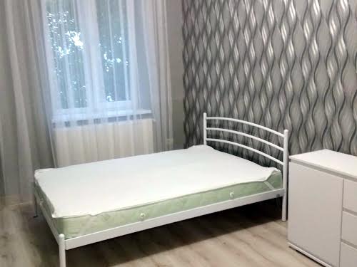 квартира за адресою Олени Степанівни вул. (Ленінградська), 8