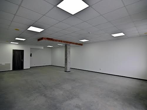 комерційна за адресою Соборна, 364В