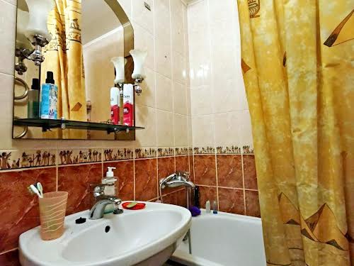 квартира за адресою рокосовського, 35