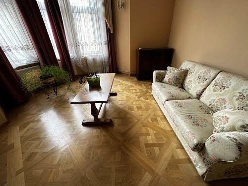 квартира по адресу Новаковского ул., 8