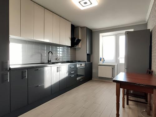 квартира за адресою Головатого вул., 76б