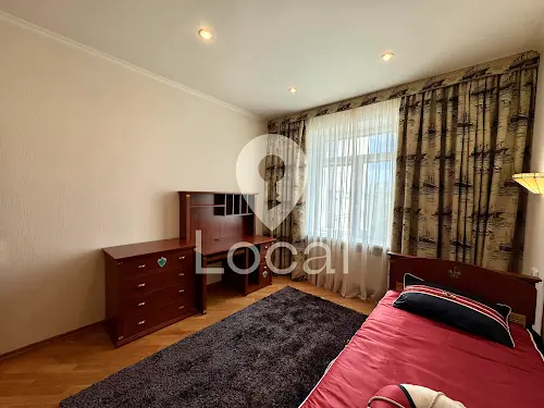 квартира по адресу Строителей ул., 30а