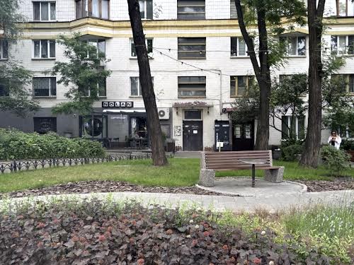 квартира за адресою Миколи Міхновського бульв. (Дружби Народів), 32