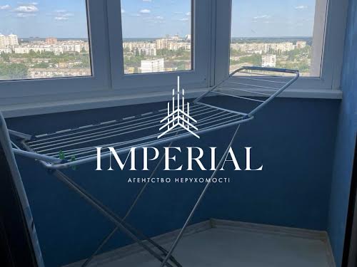 квартира за адресою В'ячеслава Чорновола вул., 11