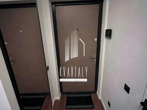 квартира за адресою Салютна вул., 2