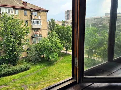 квартира за адресою Соборності просп. (Возз'єднання), 18