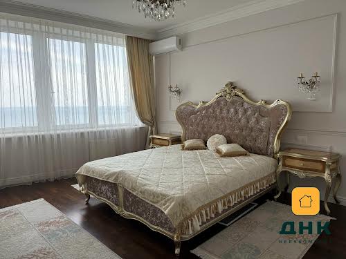 квартира за адресою Літературна вул., 12а, к.1