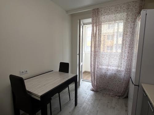 квартира за адресою Тарасівська вул., 21