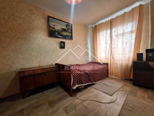 квартира за адресою Ярослава Мудрого, 60а