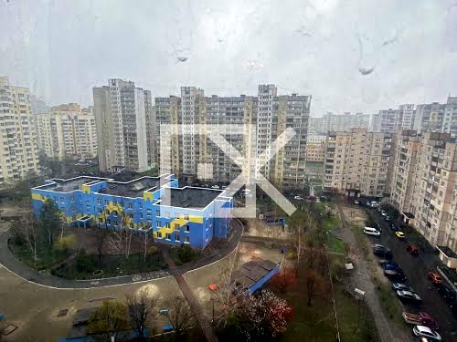квартира за адресою Лариси Руденко вул., 5