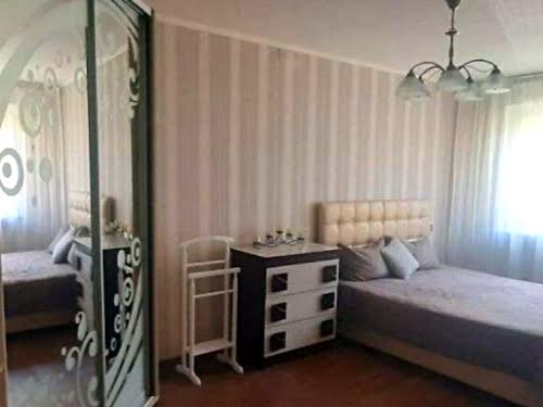 квартира по адресу Генерала Петрова ул., 64