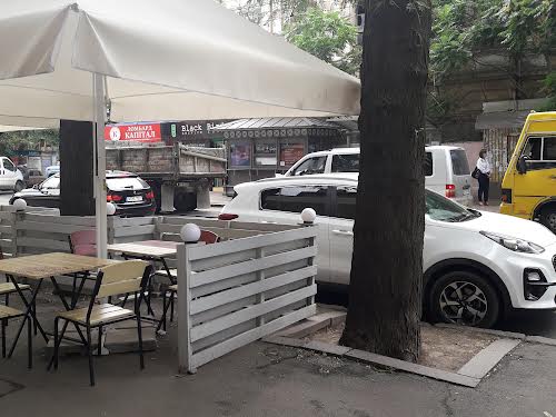 коммерческая по адресу Старопортофранковская ул., 55