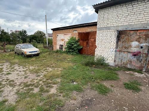 комерційна за адресою Богдана Хмельницького вул., 11