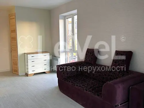 квартира за адресою Садова, 32