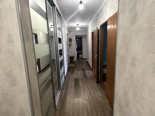 квартира за адресою Наукова вул., 40