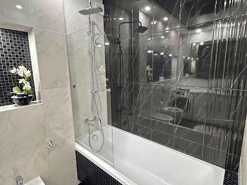 квартира за адресою Івана Рубчака вул., 21