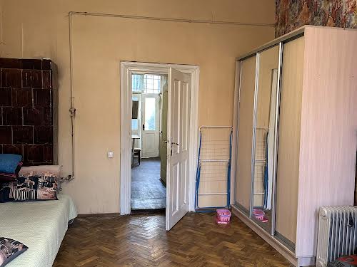квартира за адресою Політехнічна, 1