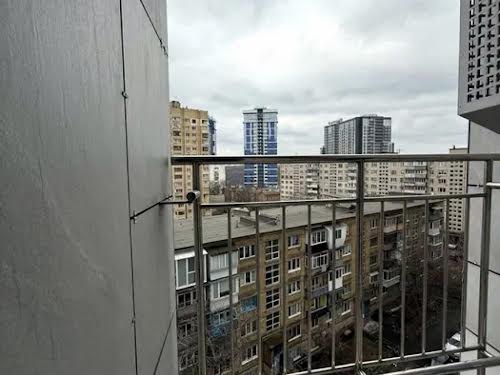 квартира за адресою Буслівська вул., 12