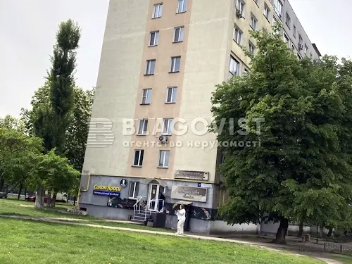 квартира за адресою Леся Курбаса просп., 18