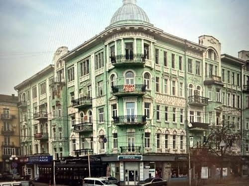 комерційна за адресою Володимирська, 11