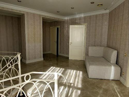 квартира за адресою 10-го Квітня пл., 33б