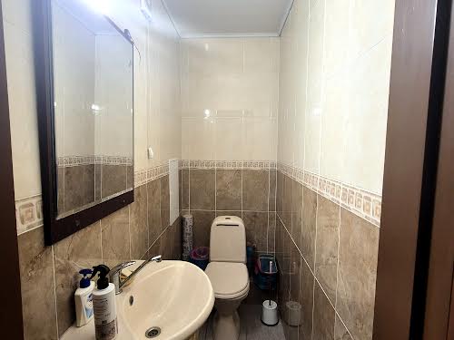квартира за адресою Драгоманова вул., 44а
