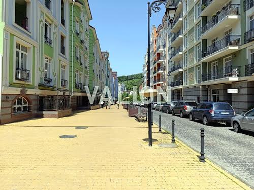 квартира за адресою Дегтярна вул., 8
