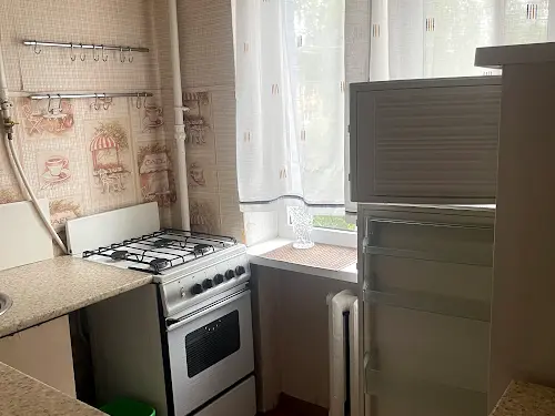квартира за адресою Метробудівська вул., 8