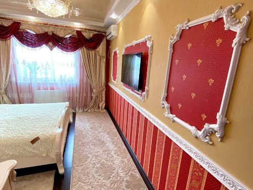 квартира за адресою Привокзальна вул., 8