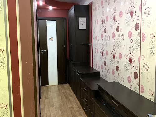 квартира за адресою Новодарницька вул., 27