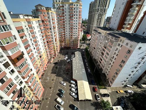квартира за адресою Педагогічна вул., 21/1