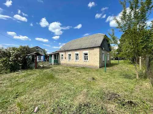 будинок за адресою учительська, 18