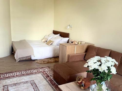 квартира за адресою Залізнична вул., 7