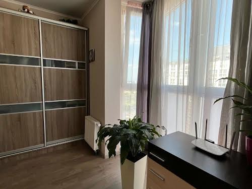квартира по адресу Драгоманова ул., 2-Б