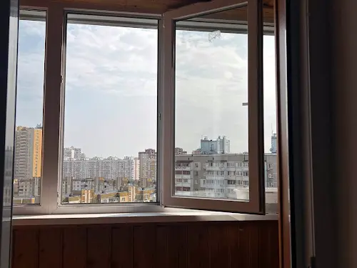 квартира за адресою Анни Ахматової вул., 19