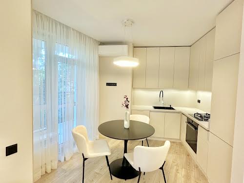 квартира за адресою Пекарська вул., 30а