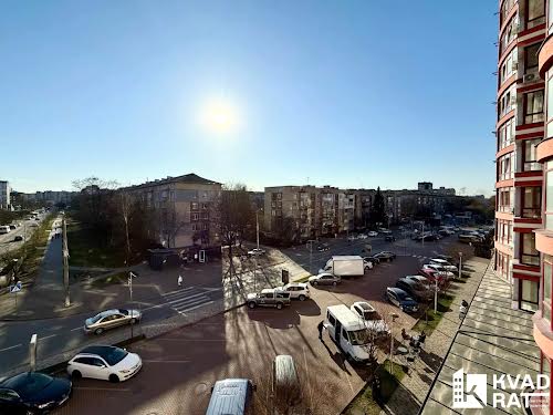 квартира за адресою Василя Симоненка вул., 15