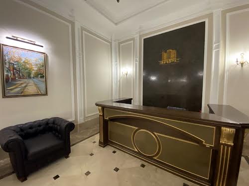 квартира по адресу Французский бульв., 2