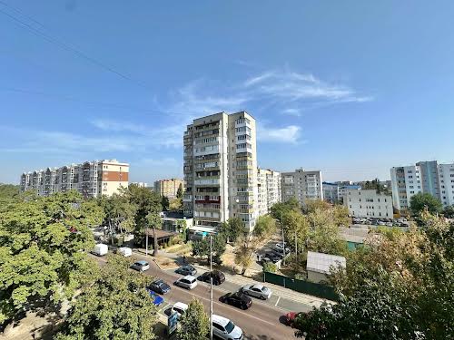 квартира за адресою Соборна вул., 107