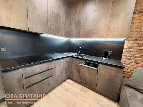 квартира за адресою Михайла Максимовича вул. (Онуфрія Трутенка), 24-Б
