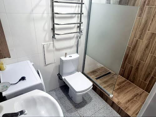 квартира за адресою Залізнична вул., 5