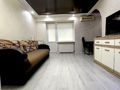 квартира за адресою Незалежності вул. (Титова), 22