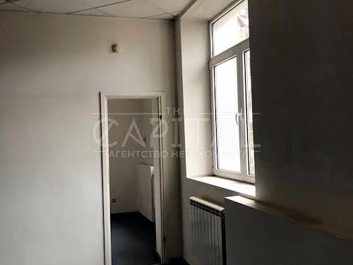 комерційна за адресою Дмитрівська вул., 44б