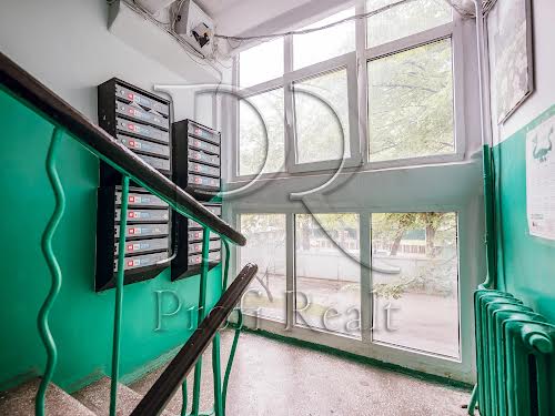 квартира за адресою Авіаконструктора Антонова вул., 4