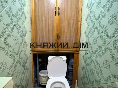квартира за адресою Ревуцького вул., 18-А